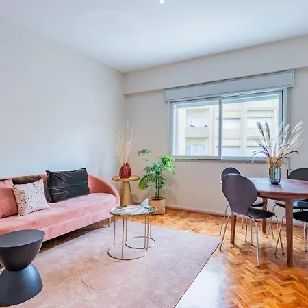 Ferienwohnung Amazing Duplex - Mid Century Experience & Parking Porto Exterior foto
