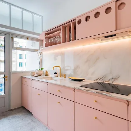 Ferienwohnung Amazing Duplex - Mid Century Experience & Parking Porto Exterior foto