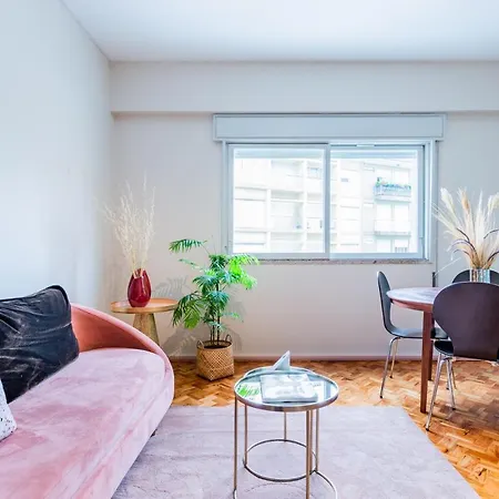 Ferienwohnung Amazing Duplex - Mid Century Experience & Parking Porto Exterior foto