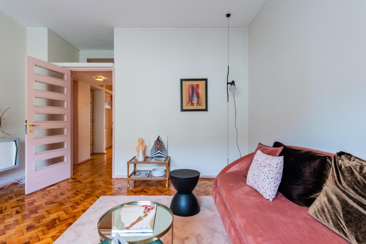 Amazing Duplex - Mid Century Experience & Parking